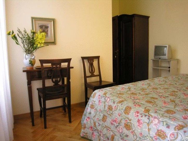 Cimabue 9 Hotel Firenze Bagian luar foto