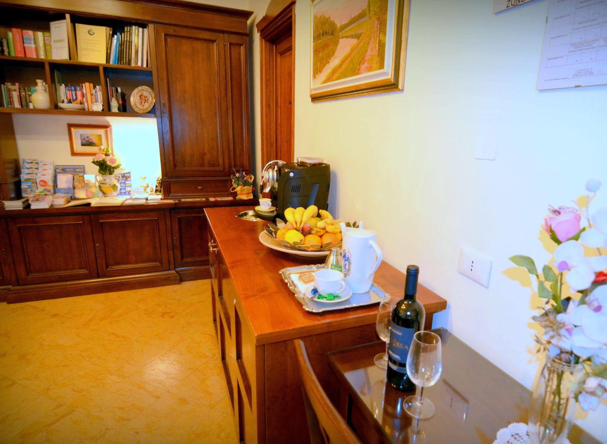 Cimabue 9 Hotel Firenze Bagian luar foto